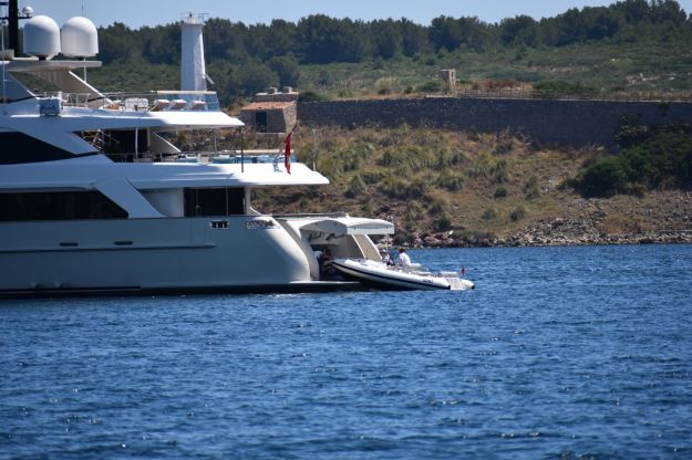 Cala Fornells superyacht.small