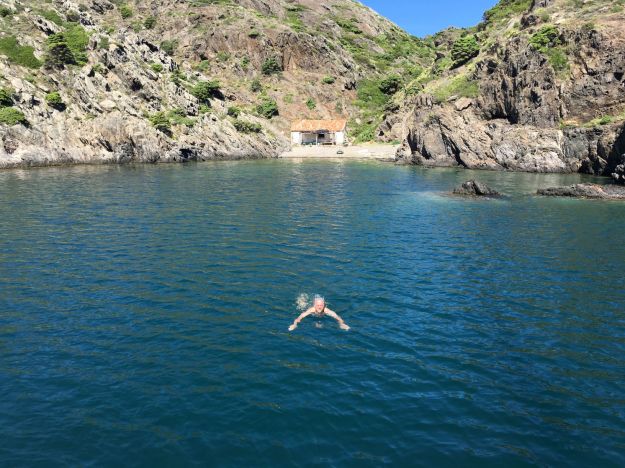 SuperPublicBath.small